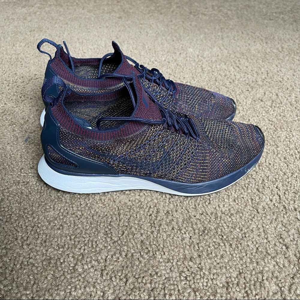 Nike Air Zoom Mariah Flyknit Racer Sz 9 In College Navy Bordeaux - Picture 3 of 11